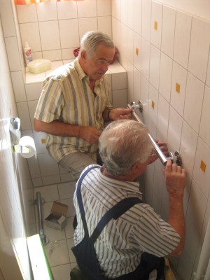 Kleinreparatursdienst im Einsatz